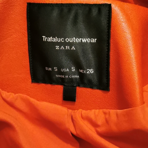 Red bomber jacket - Picture 3 of 3